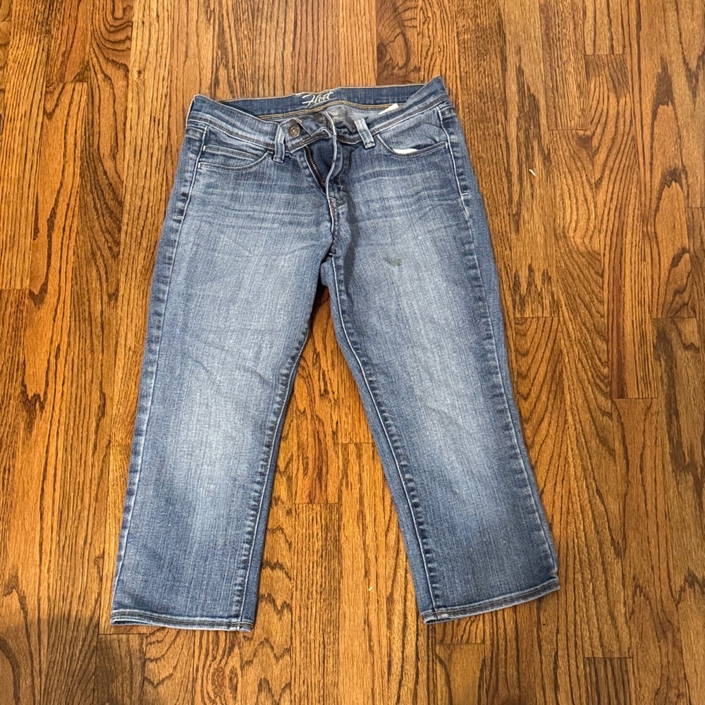 Old Navy Women's Blue Cropped Jeans